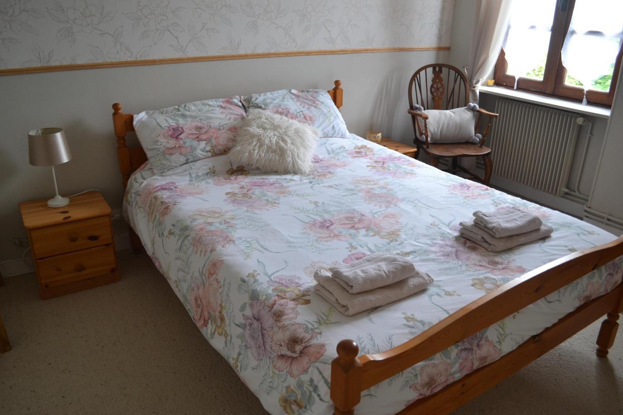 Les Bruyeres B&B 2 Montbron Екстер'єр фото